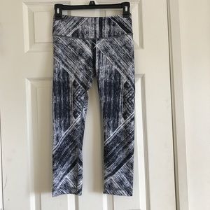 Lululemon Cropped Leggings Sz 4
